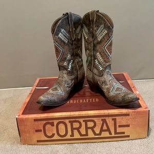 Corral Boots size 7 women’s/size 5 Teen